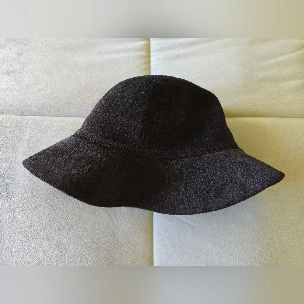 EUC FOLDABLE Timeless Fedora Style Black Hat, One Size